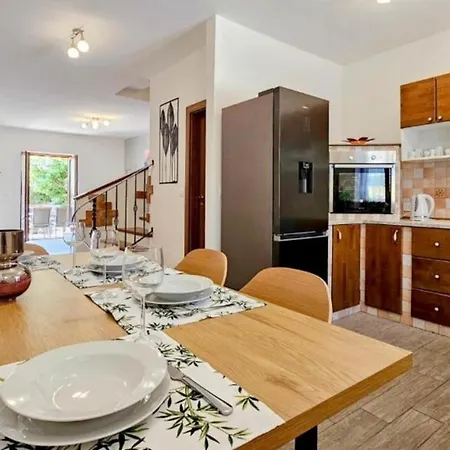 Marlene By 3* Bužinija